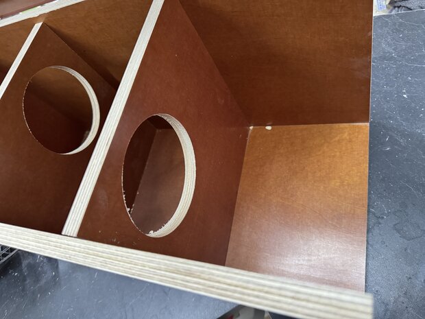 Exclusieve Steenuil nestkast &ndash; betontriplex &ndash; groot model