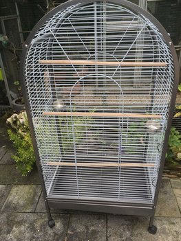 Mooie-nieuwe, grote -papegaaienkooi-met-te-openen-bovenkant